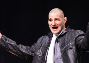 Henry Cejudo: Sean Strickland, Alex Volkanovski need to ‘keep some of that s—t to yourself’ with personal issues