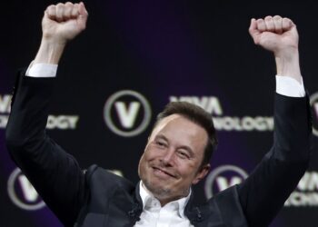 Dana White confirms Elon Musk will attend UFC Vegas 86 during Super Bowl weekend