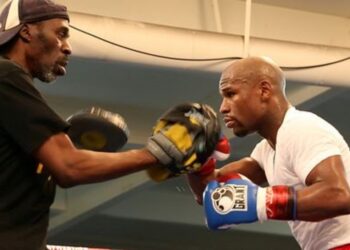 12 Boxing Techniques & Combinations From The Philly Shell