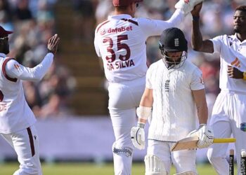 Twitter Reactions: England dominate Day 1 against West Indies, suffers three late blows