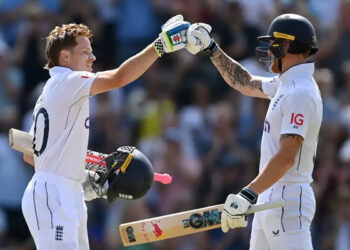 Twitter Reactions: Ollie Pope flexes muscles as England smash 416 on Day 1