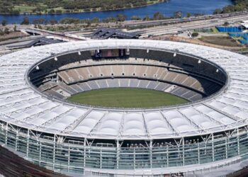 Drop-in pitch installed at Perth stadium ahead of Australia-Pakistan series | CricTracker