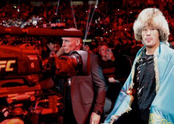 Report: Shavkat Rakhmonov fought at UFC 310 with injured knee