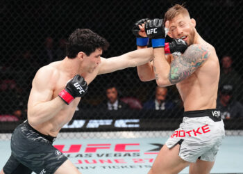 Midnight Mania! Holland Vs. Malott Added To UFC Vancouver