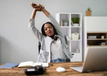 Simple Desk Workouts To Stay Active At Work