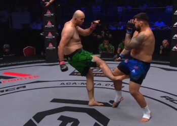 SNAP! Fighter Suffers Gruesome Leg Break In Just 18 Seconds