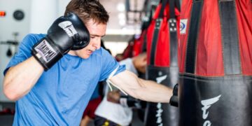 Training While Traveling: How To Keep Up Your BJJ Or Muay Thai Practice On Holiday