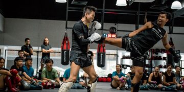 Why Sparring Levels Up Your Muay Thai Game (Even If You’re Not A Pro)