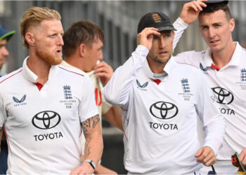 Ashes 2025-26: ‘Some of England’s batting left scratching your head’ - Johnson questions English batters decision ahead of Adelaide Test | CricTracker