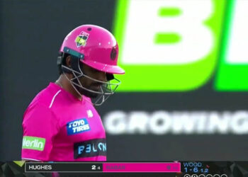 [WATCH] Sydney crowd boo Babar Azam as Pakistan star flops again in Big Bash League 2025-26