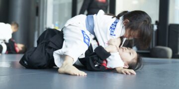 7 Proven Ways To Help Balance Kids Screen Time