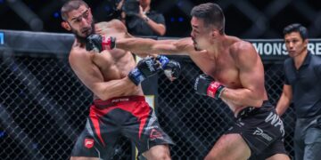 How MMA Fighters Develop Endurance For Five Round Fights