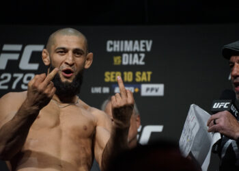 Khamzat calls on Brazilian fans to rally ‘scared’ Alex Pereira for UFC White House fight