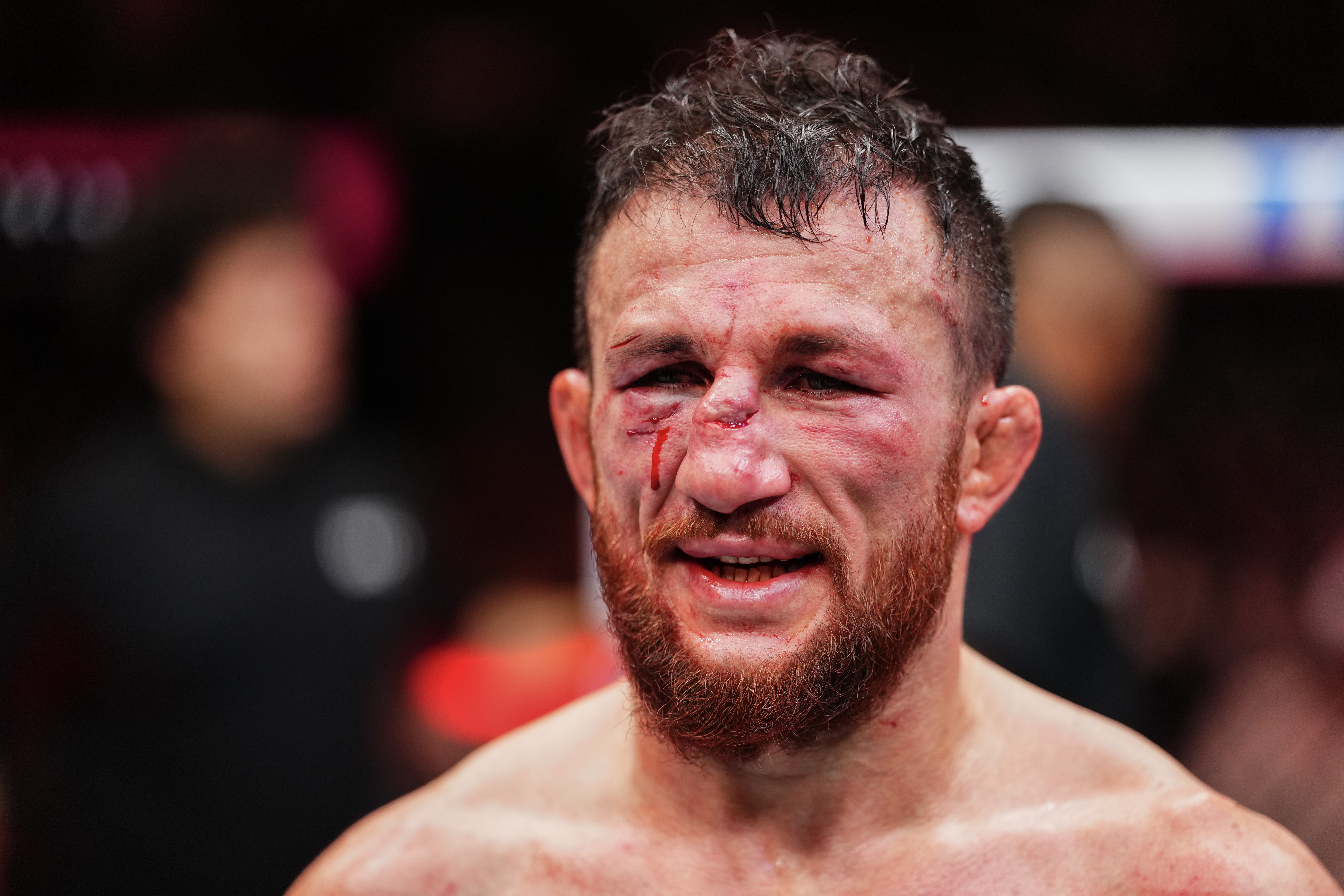 Midnight Mania! Mad Merab Bites Into LIVE Crayfish