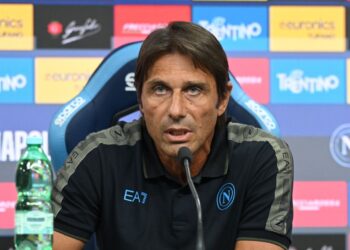 Napoli count cost of Antonio Conte's Champions League hoodoo