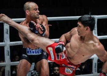 When And How To Use The Spinning Hook Kick For Muay Thai And MMA