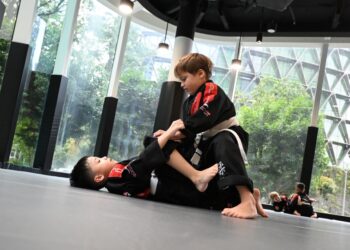 5 Ways Martial Arts Helps Shy Kids Build Confidence