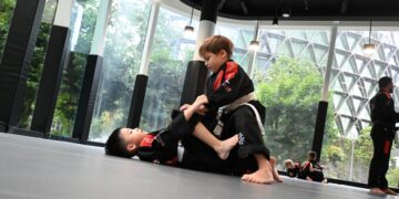 5 Ways Martial Arts Helps Shy Kids Build Confidence