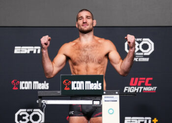 Live: UFC Houston early weigh ins results | Strickland vs. Hernandez