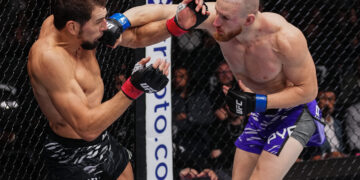 Adesanya Vs. Pyfer Odds, Full Fight Preview & Prediction