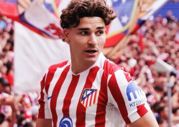 Julian Alvarez: Barcelona turn to Sorloth after Atletico star deemed not for sale