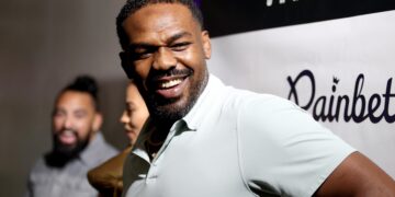 Midnight Mania! ‘Drunk’ Bones Almost Caught Broner’s Left Hook