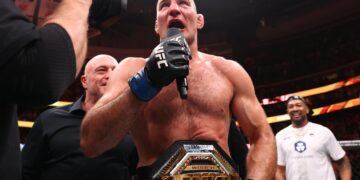 Midnight Mania! Strickland NOT Banned From White House