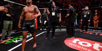 CSAC upholds embattled referee Herb Dean’s controversial ‘Rousey vs. Carano’ decision
