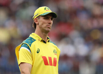 South Africa defeat Australia at Wanderers to seal ODI series